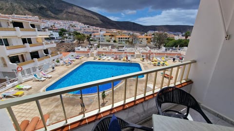 Patio, Balcony/Terrace, Pool view, Swimming pool