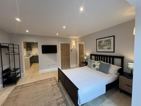 Property building, Photo of the whole room, Bedroom