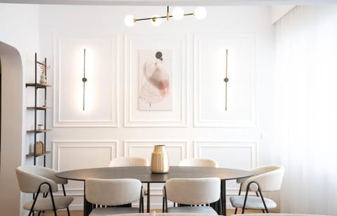 Living room, Seating area, Dining area
