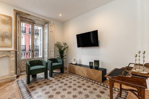 Queens Plaza Mayor IV - Alquiler Corta Duración Apartment in Centro