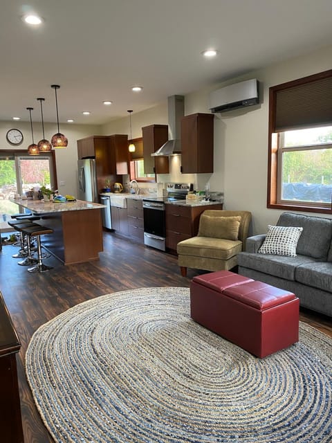 Town n Country House in Monmouth