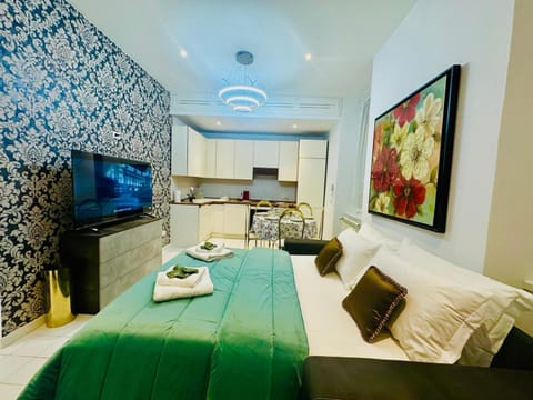 Colosseum Imperial Guest House Apartment in Rome