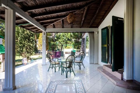 Patio, Garden, Balcony/Terrace