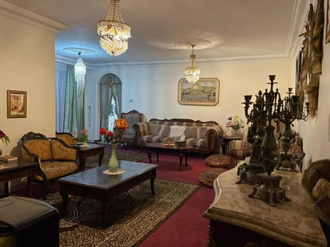 Living room, Seating area, fireplace