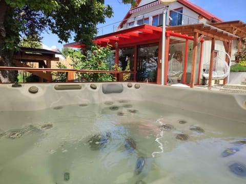 Summer, Hot Tub
