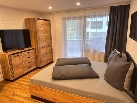 TV and multimedia, Bedroom