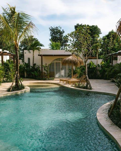 Pool view, Swimming pool