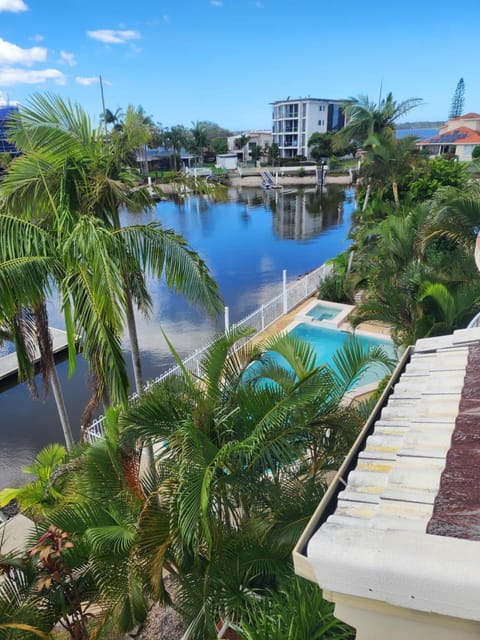 Pool view, River view