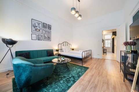 Bed, Living room, Photo of the whole room