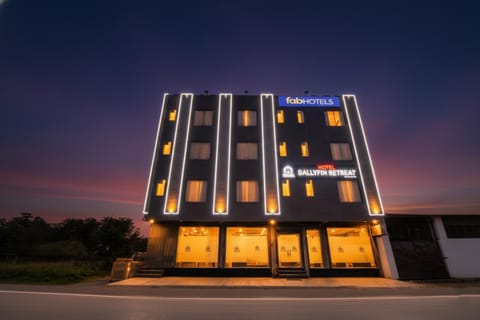 Property building, Facade/entrance