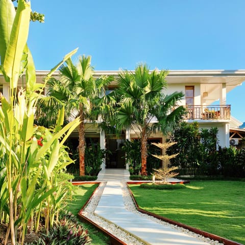 Property building, Garden