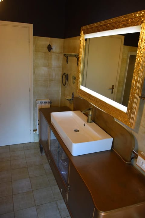 butterfly Apartment in Piombino