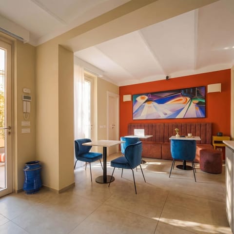 Communal lounge/ TV room