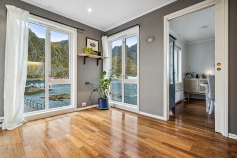 View (from property/room), Living room, Mountain view, Sea view