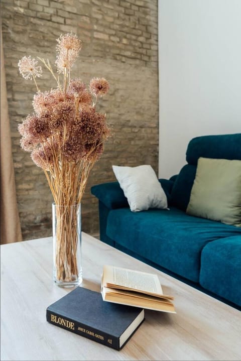 Library, Living room