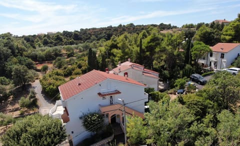 Property building, Natural landscape