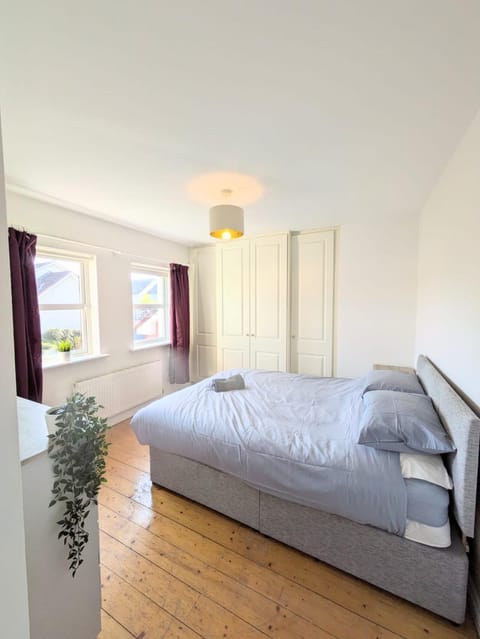 4 Bed Contractor House - Close to City Centre Apartment in County Limerick