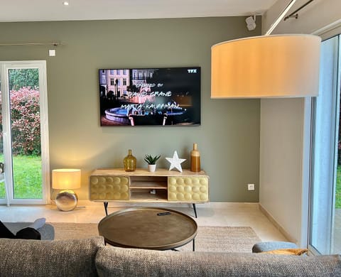 La Villa Blanche Villa in Cavalaire-sur-Mer