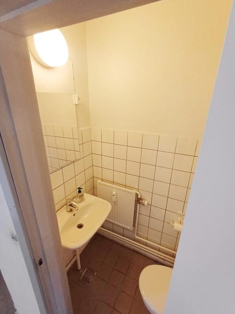 Budget Studio 1 with Free Parking Apartment in Aalborg