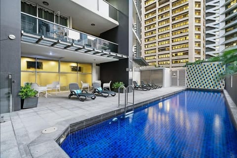 Swimming pool, Swimming pool