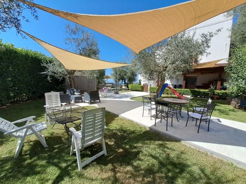 Patio, Garden, Balcony/Terrace, Balcony/Terrace, Dining area, Sea view, sunbed