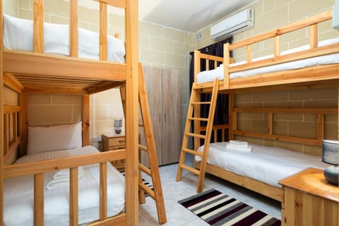 2BD Spacious Apartment with Front Terrace and Country Views - Gozo Island Apartment in Malta