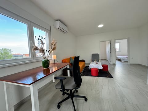 Belgrade Airport luxury 2 room Apartment in Belgrade