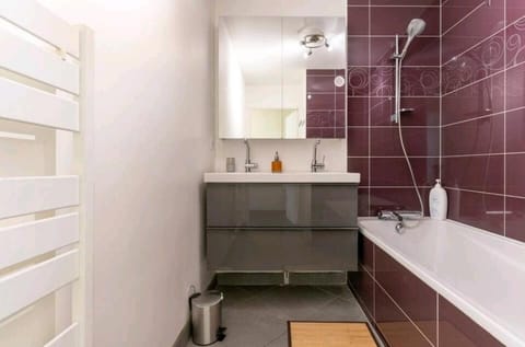 Shower, Bathroom, Bath