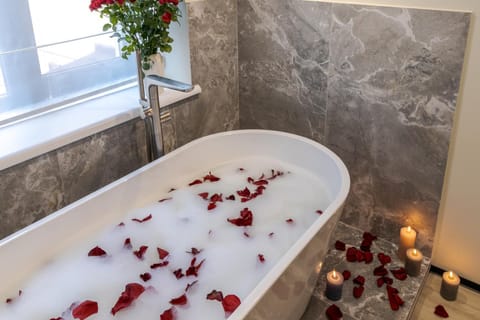 Bathroom, Bath