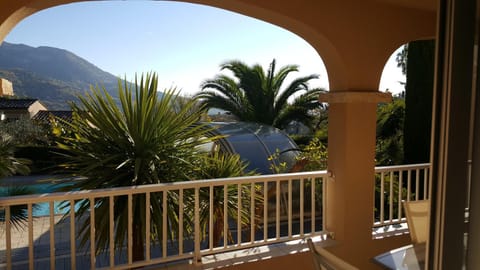 Balcony/Terrace, City view, Garden view, Mountain view, Pool view