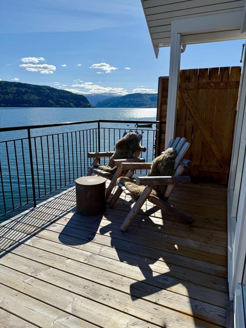 Patio, Day, Natural landscape, View (from property/room), Balcony/Terrace, River view