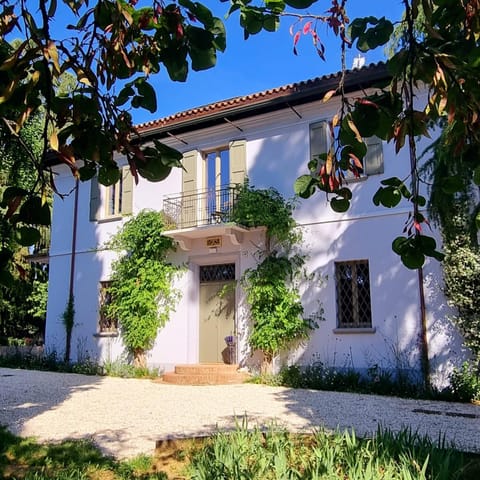 Property building, Garden, Garden view