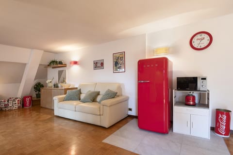 Photo of the whole room, microwave, toaster