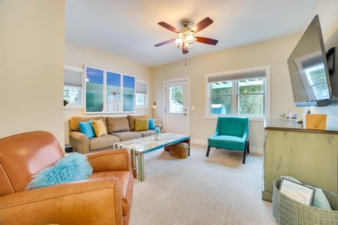 Ski, Shop, Explore Hidden Gem Near Lake Michigan! House in Charlevoix