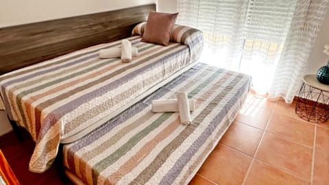 LOS SAUCES DE DAIMUS - Alquiler solo a Familias House in Daimús