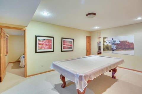 Massive 3 bedroom on the Lake House in Howard Lake