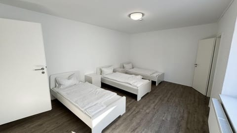 Bed, Photo of the whole room, Seating area, Bedroom, towels