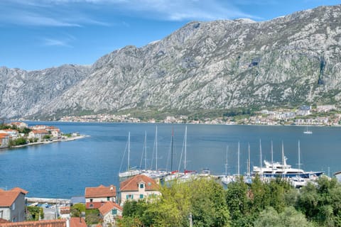 Day, Natural landscape, Mountain view, Sea view