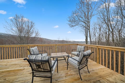 On Beech Time House in Beech Mountain