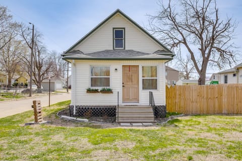 Walk to Memorial Stadium Family Home with Patio House in Lincoln