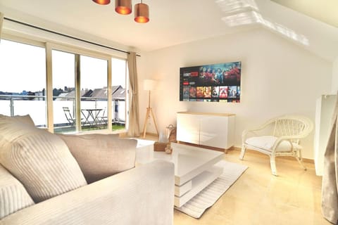 Penthouse with a Neo-Gothic Parish church view Apartment in Ghent