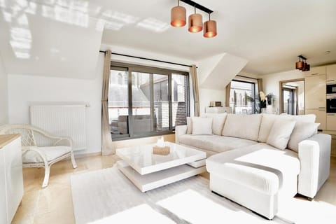 Penthouse with a Neo-Gothic Parish church view Apartment in Ghent