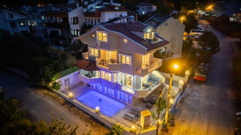 Neighbourhood, Street view, Swimming pool