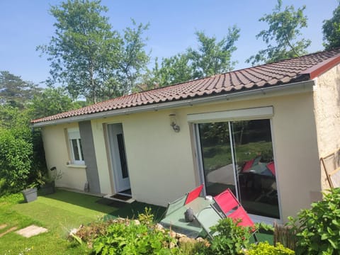 Property building, Garden, View (from property/room)