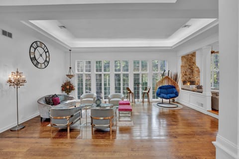 Fancy Poconos Castle Indoor MEGA 10plus Hot Tub House in Stroud Township