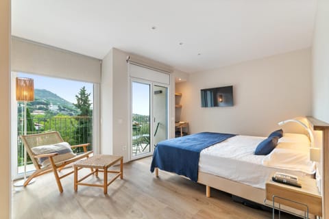 Bed, View (from property/room), Bedroom