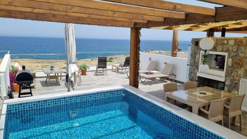 Patio, Swimming pool