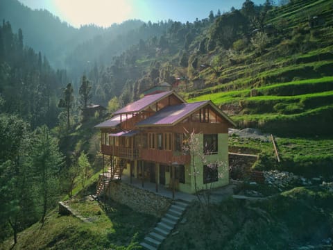 Property building, Day, Natural landscape, Garden