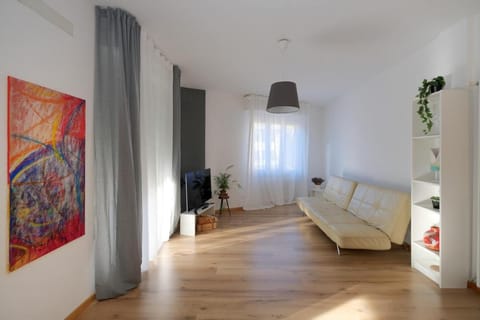 TV and multimedia, Living room, Entertainment