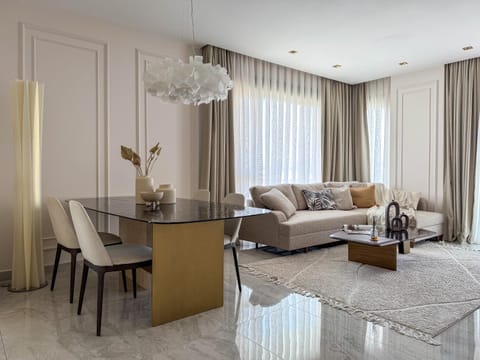 Living room, Photo of the whole room